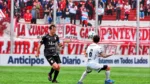 En un partido trabado por el estado del campo, Morón encontró la forma de imponerse y quedarse con tres puntos clave.