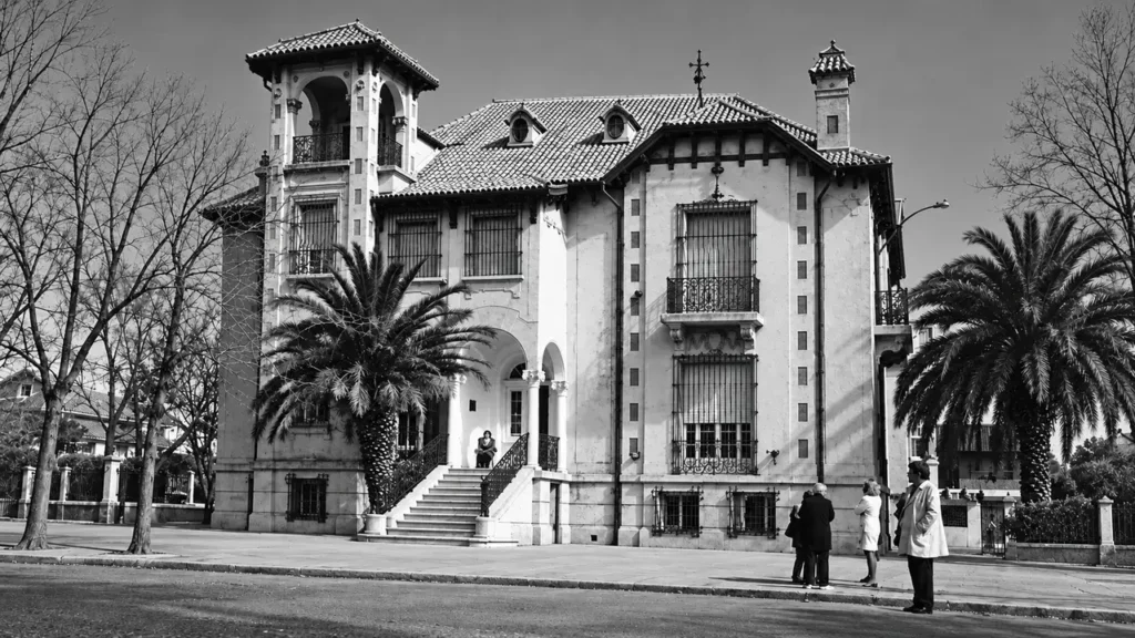 El Hogar del Menor sin rejas alrededor en la década del '70.