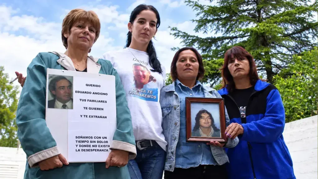 La familia de Eduardo Angiono mantuvo vivo su recuerdo y sostuvo el pedido de justicia durante el proceso.