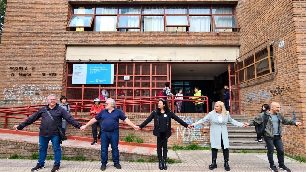 Las guardias hospitalarias también fueron escenario de episodios violentos contra trabajadores de la salud, en algunos casos durante discusiones por la atención de pacientes.
