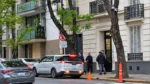 Sergio Massa saliendo del Departamento de Cristina en San José 1111. Hay acuerdo de una fórmula presidencial que dispute con Axel Kicillof el poder.