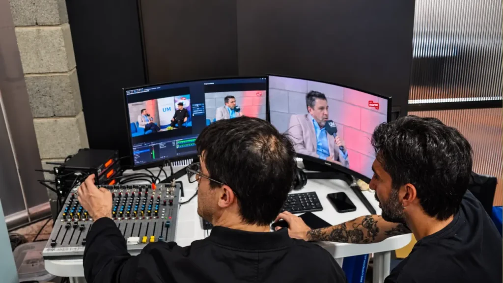 La transmisión en vivo echa por alumnos de la Universidad de Morón.