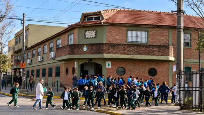 El Instituto San José de Calasanz, ubicado en Villa Tesei, partido de Hurlingham, juega en las ligas mayores.
